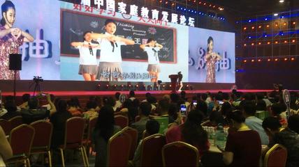 新星王明宇首登萬人舞臺，校園女神現場吸粉無數